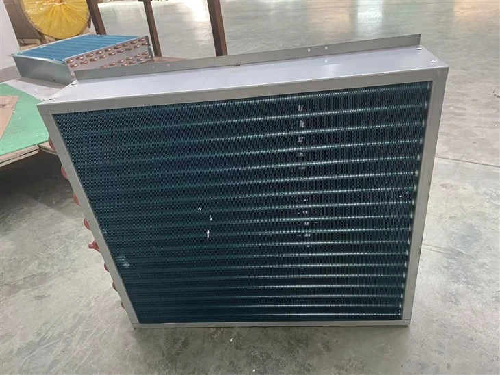 Scambiatori di calore Round_squared per ventilconvettori ad acqua refrigerata a cassetta